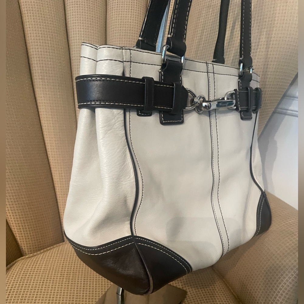 Vintage Coach Hampton Leather Belted Satchel Shoulder Handbag - Picture 4 of 9